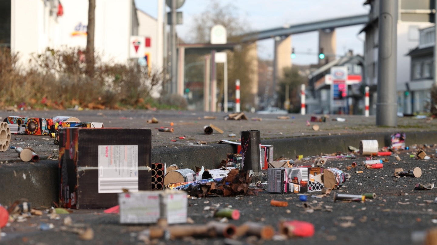 Feuerwerk-Verkauf startet: So regeln Städte ein Böller-Verbot