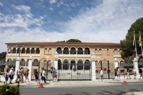 Tourism revenue up by 12.4% this October οn annual basis