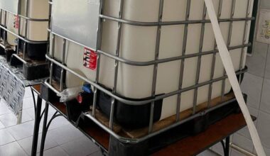 Apă potabilă de la pompierii brașoveni, pentru locuitorii din Victoria și Ucea