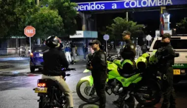 Colombia deploys forces to Venezuela border amid refugee concerns