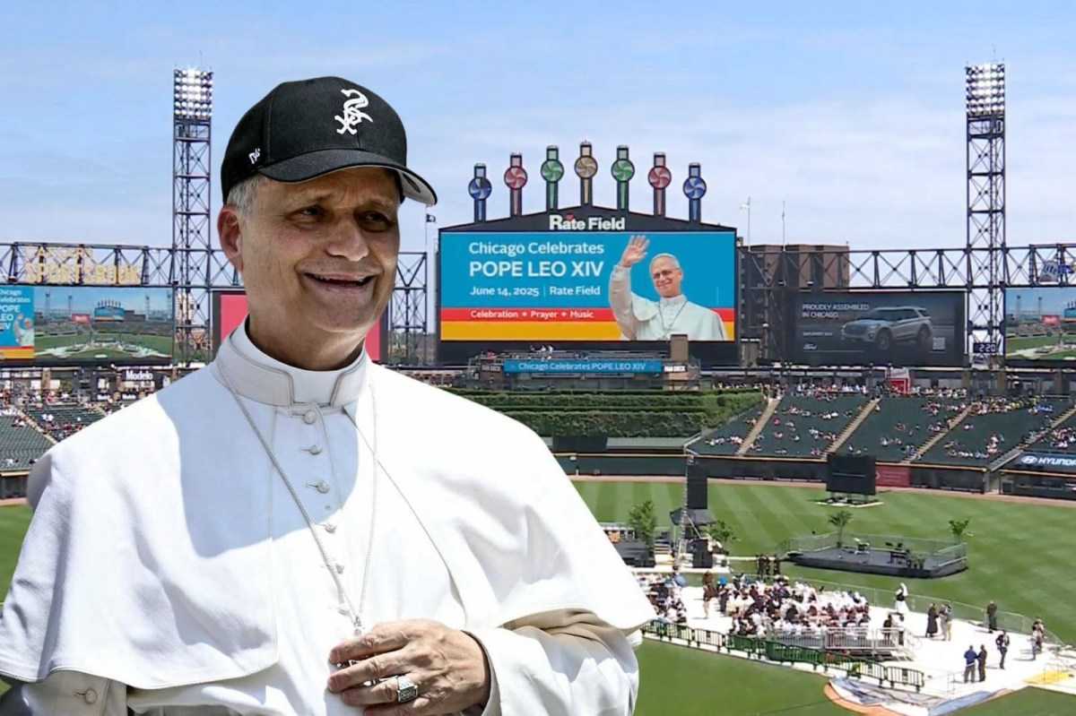 Chicago White Sox's unusual papal-inspired New Year's post!