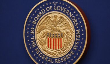 December interest rate cut was a close call for some Fed officials, minutes show