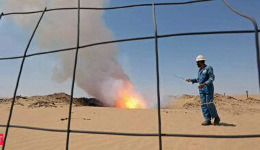 India refrains from taking sides in Saudi & UAE conflict over Yemen