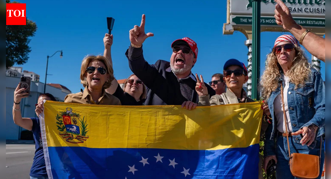 DHS says Venezuelans can now apply for refugee status in US following Maduro’s ouster, 600,000 face deportation risk