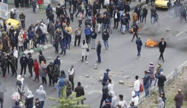 Iran’s protest chants: From reformist appeals to calls for Pahlavis