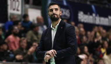 Italian team, with 1 player on court, forfeits European game