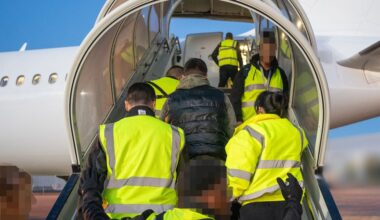 First 'one-in, one-out' return flight of 2026 mysteriously cancelled