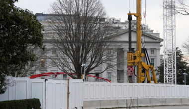White House says it wasn't economical to save East Wing during ballroom construction