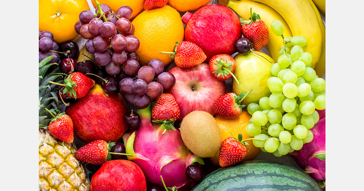 Afghanistan increases import tariffs on selected fruits