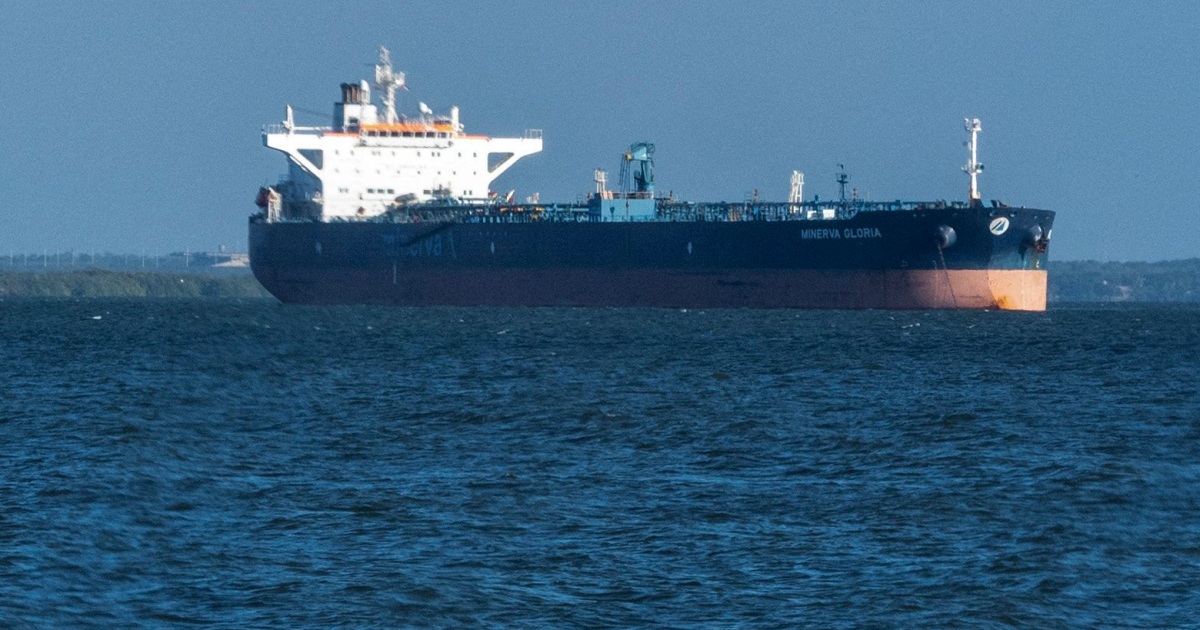 Four tankers that had left Venezuela in 'dark mode' are back in its waters