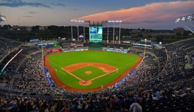 Sources: Royals to move in fences at Kauffman Stadium
