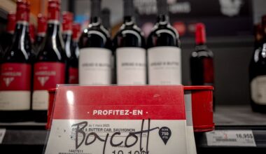 Canadians are holding the line on sweeping ban on U.S. booze