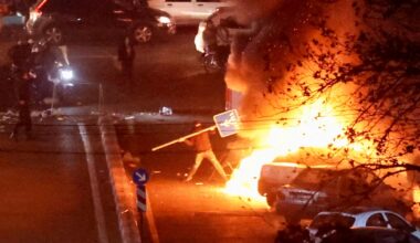 Trump imposes tariffs as Iranians make first calls to outside world since violent crackdown