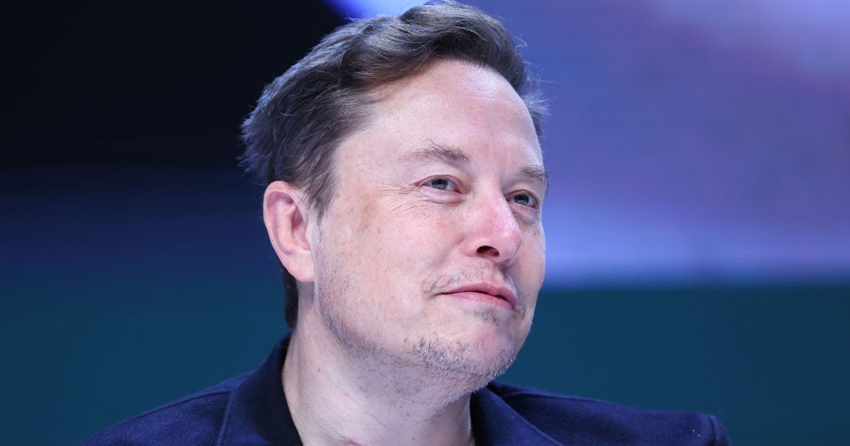 Elon Musk could become world's first trillionaire by 2027