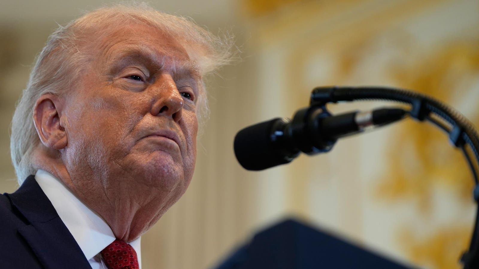 Trump Announces Up To 25% Tariffs On European Countries Supporting Greenland