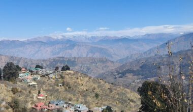 Snow eludes Himachal, bare mountains flag growing climate stress