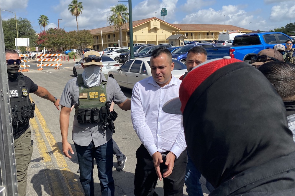 Senator rips ICE for arresting asylum seekers as they show up to San Antonio court hearings