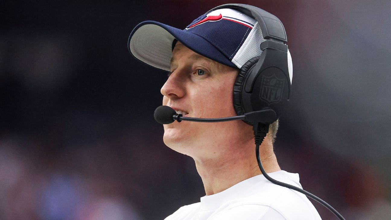 Source: Dolphins to promote Bobby Slowik to offensive coordinator