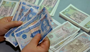Vietnam central bank dismisses rumors of small-denomination banknote withdrawal