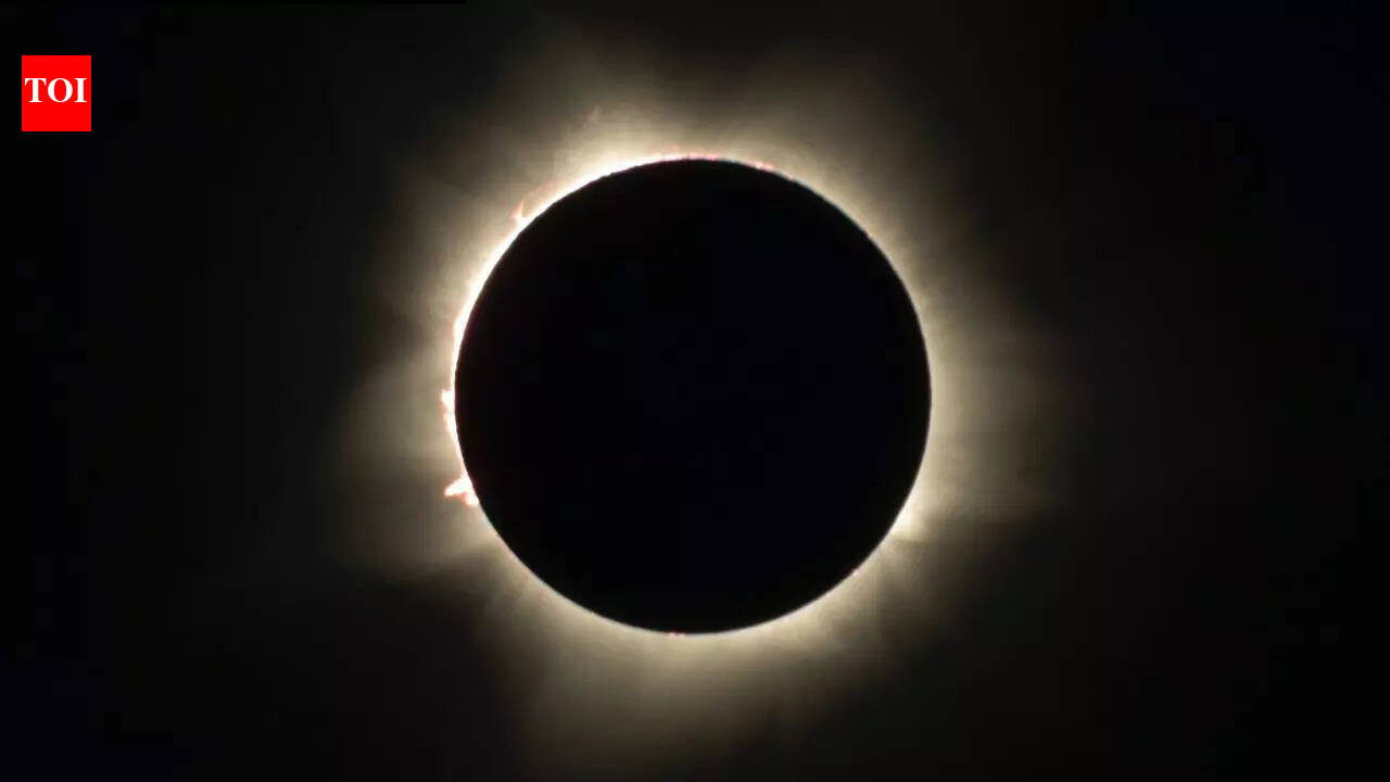 A total solar eclipse will be visible in Greenland, Iceland and Spain on August 12, 2026 |