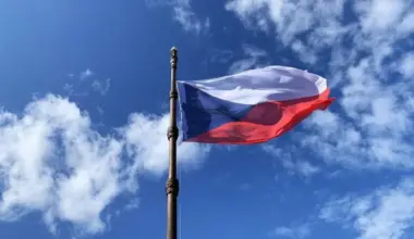 In the Czech Republic, the opposition wants to discuss blackmail against the president and demands Macinka's resignation from the post of Foreign Minister