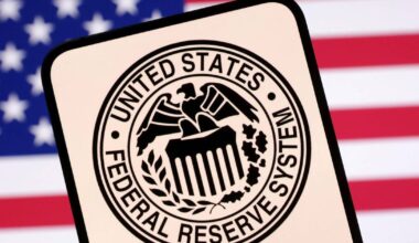 US Fed set to pause rate cuts as it defies Trump pressure