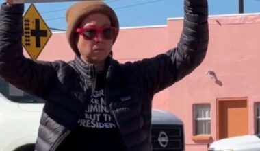 Protesters gather in Dilley to march to immigration detention center