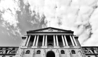 Bank of England recession warning
