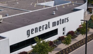 GM Oshawa to lay off up to 1,200 workers on Friday