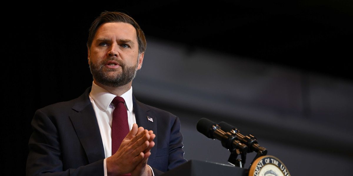 JD Vance tried to mock a veteran Democrat senator and it backfired spectacularly