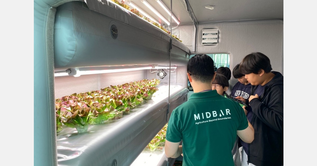 Next Dream Angel Club invests in aeroponics smart farm startup Midbar
