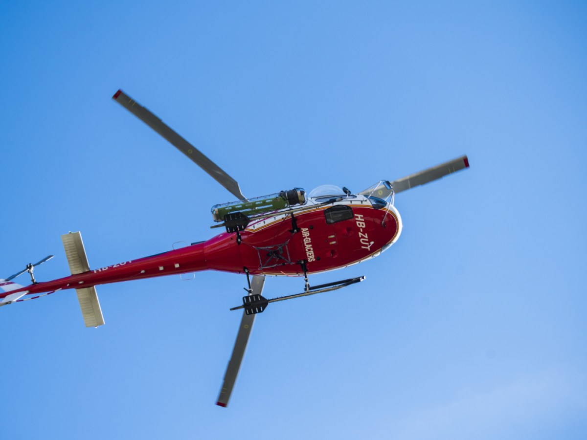 Swedish ski tourer dies in Swiss avalanche