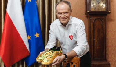 Donald Tusk zachęca do wsparcia WOŚP. "Najcieplejszy dzień zimy" - Polska