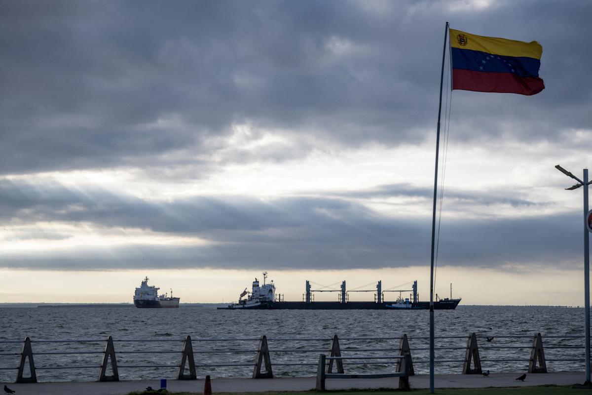 A Trader’s Guide to Venezuela as Trump Eyes Its Oil