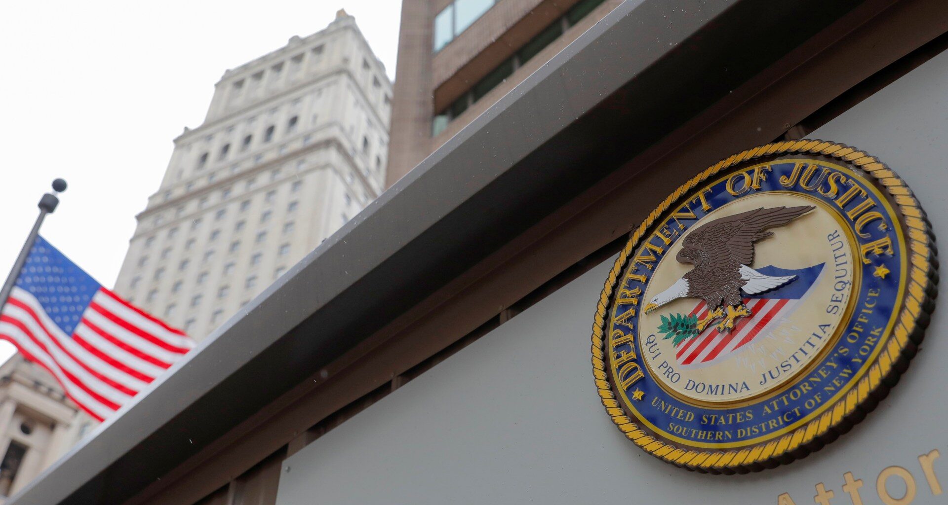 Five US lawmakers investigated over warning troops about illegal orders | Donald Trump News