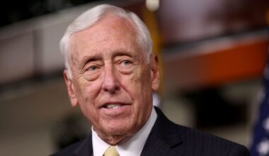 Democratic Rep. Steny Hoyer to retire from Congress