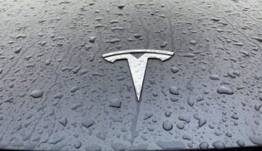 Tesla registrations slump in France and Sweden but surge in Norway in December