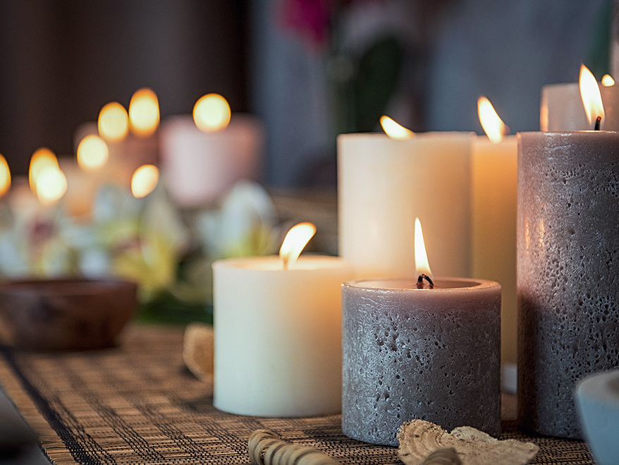 Aizmirsta svece Ventspilī izposta dzīvokli un piedūmo kāpņutelpu