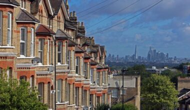 UK house price growth weakest since April 2024 after surprise December drop | 1450 AM 99.7 FM WHTC