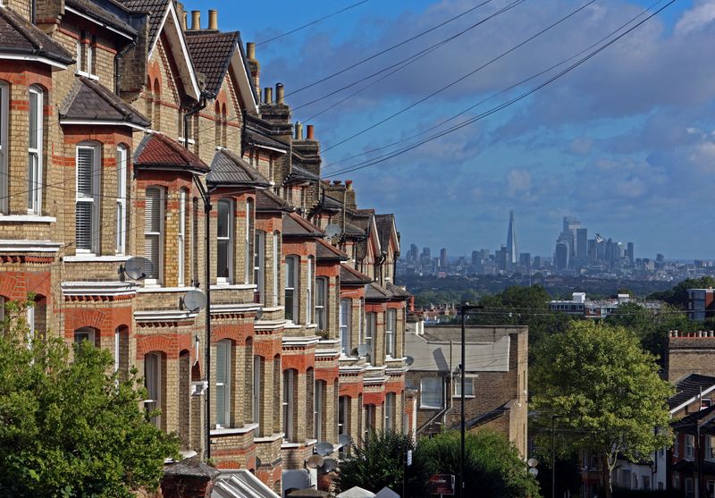 UK house price growth weakest since April 2024 after surprise December drop | 1450 AM 99.7 FM WHTC