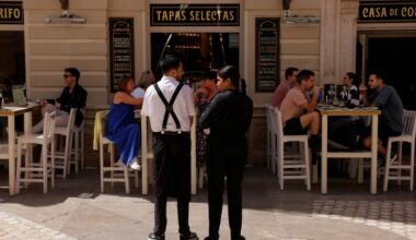 Spain’s service sector ends 2025 on a high note, PMI shows | The Mighty 790 KFGO