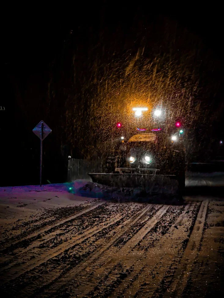 Snow removal on a road in Pinsk district