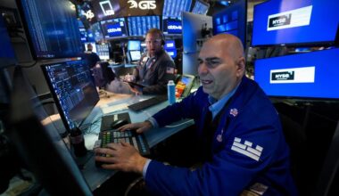 Wall Street slides at open as investors assess results from big banks | WKZO | Everything Kalamazoo