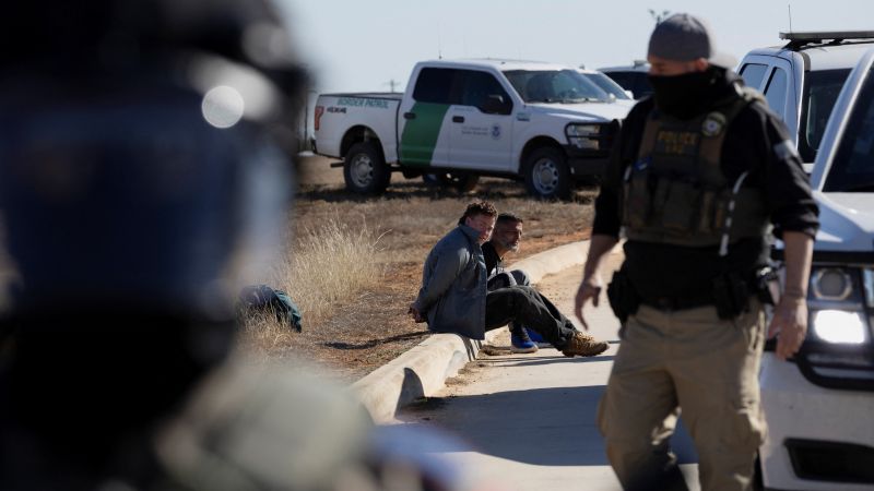 Analysis: Why the Minnesota deportation impasse will be so hard to solve