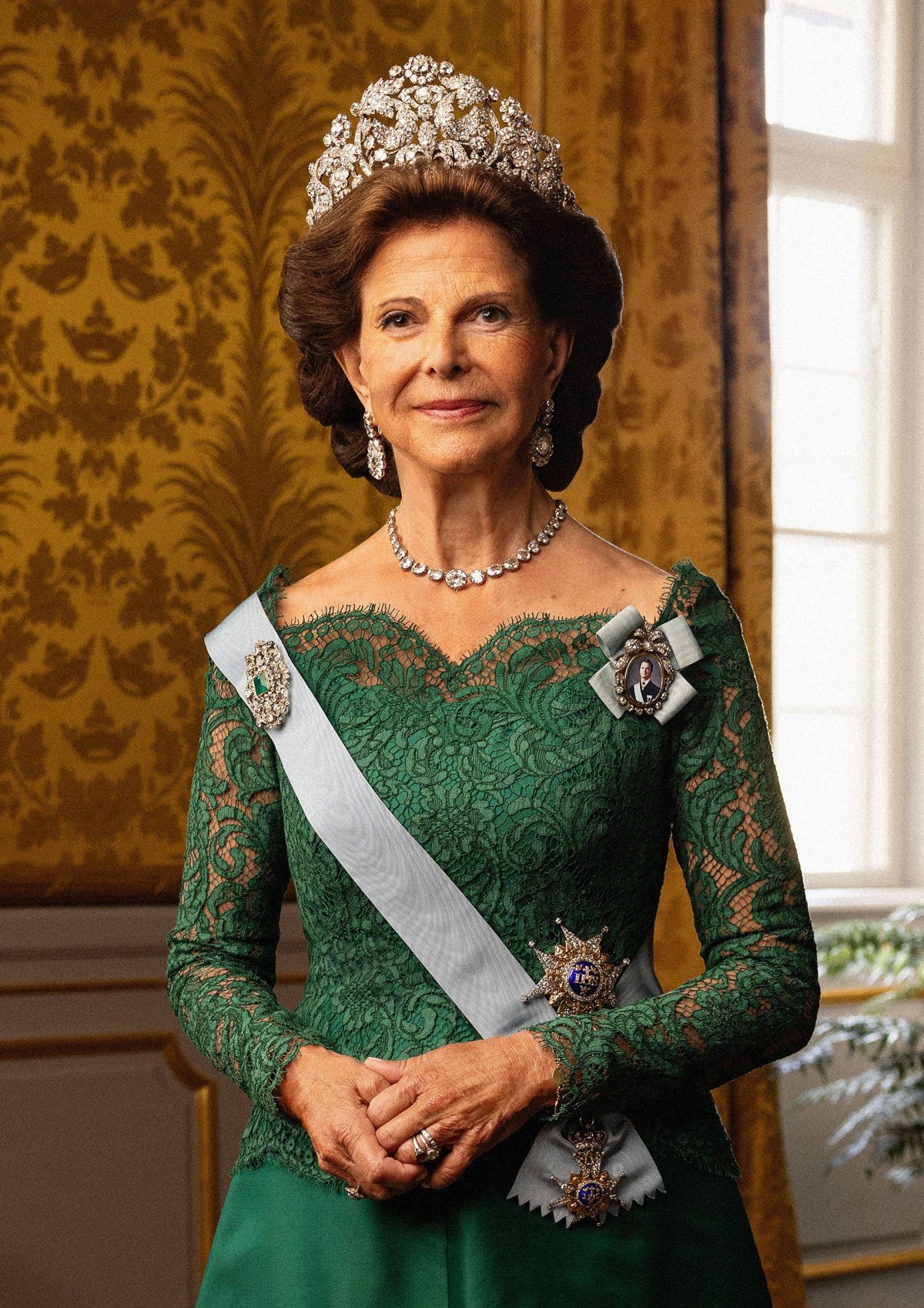 The King and Queen of Sweden are pictured in a new set of gala portraits, released on January 7, 2026 (Elisabeth Toll/Royal Court of Sweden)