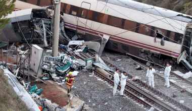 Vēstniecībā nav ziņu par ātrvilcienu sadursmē cietušiem Latvijas valstspiederīgajiem