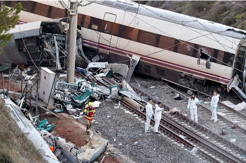Vēstniecībā nav ziņu par ātrvilcienu sadursmē cietušiem Latvijas valstspiederīgajiem