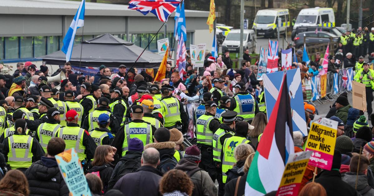 Scottish Government review of buffer zones gets charity backing