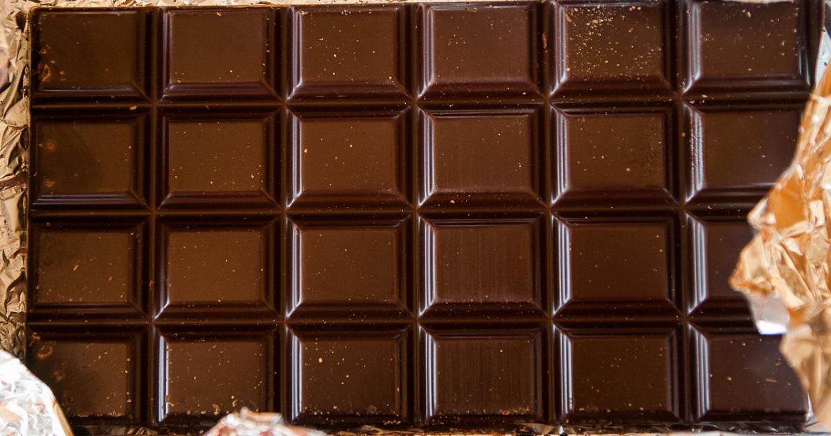 Thief stole chocolate and cheese from Iceland and One Stop
