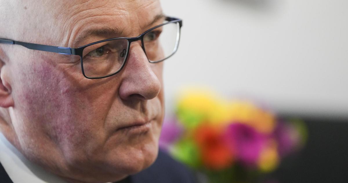 First Minister to consider asylum hotel buffer zones after protest